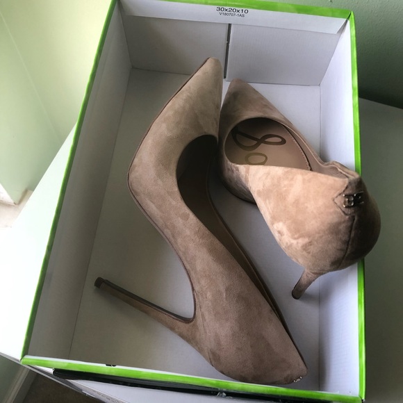 Sam Edelman Danna Suede Pumps - Picture 7 of 7